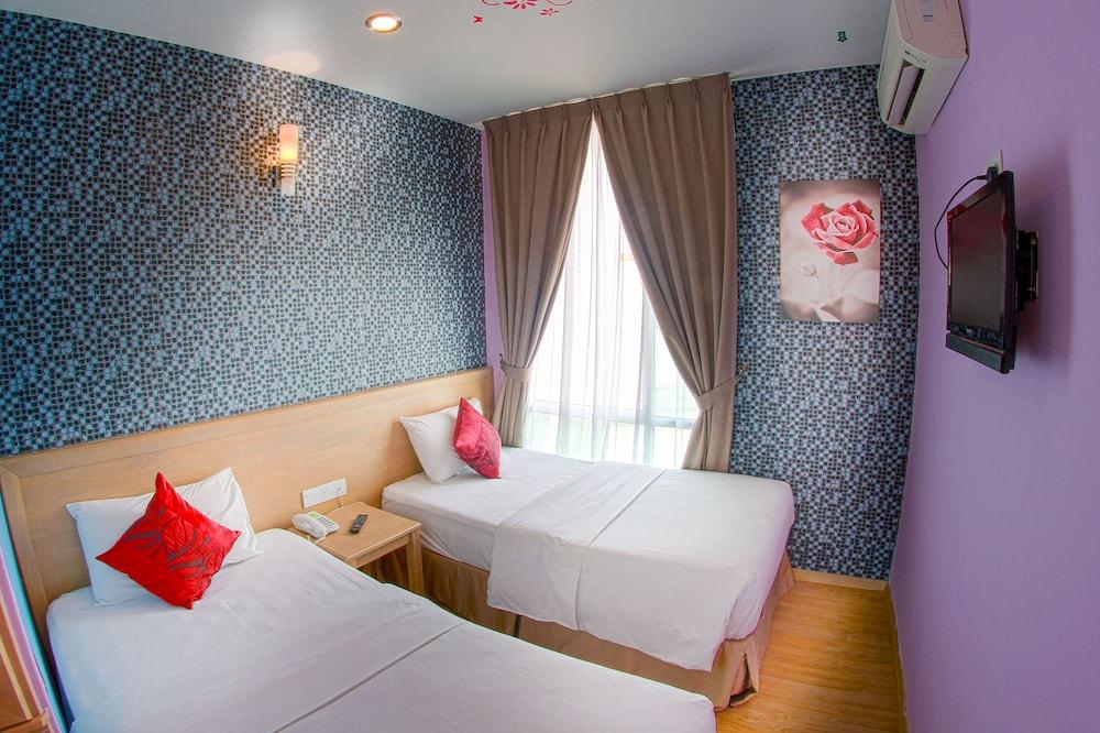 The Explorer Hotel