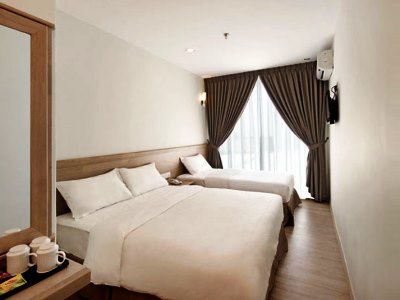 The Explorer Hotel