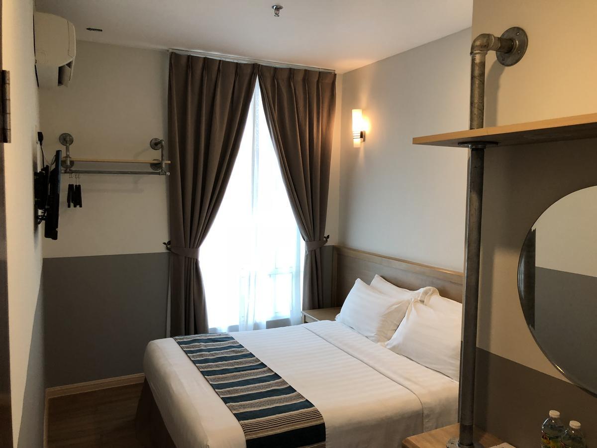 Hotel The Explorer 3*