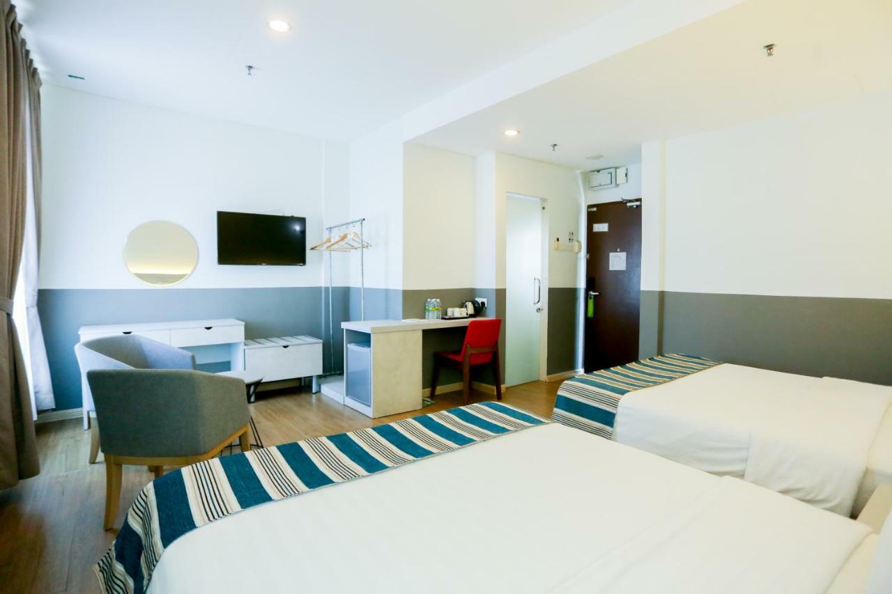 Hotel The Explorer 3*